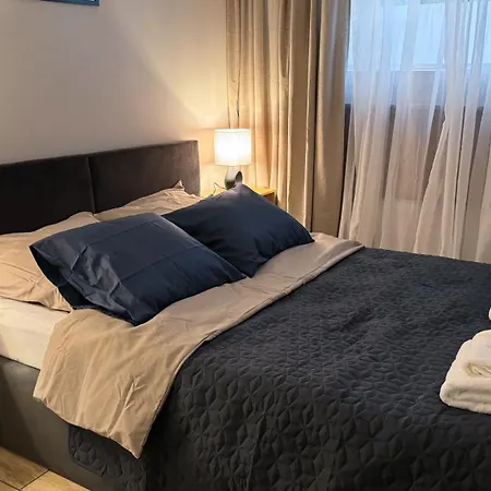 B1 - Duke - Haven - Shared Bathroom * Varsavia